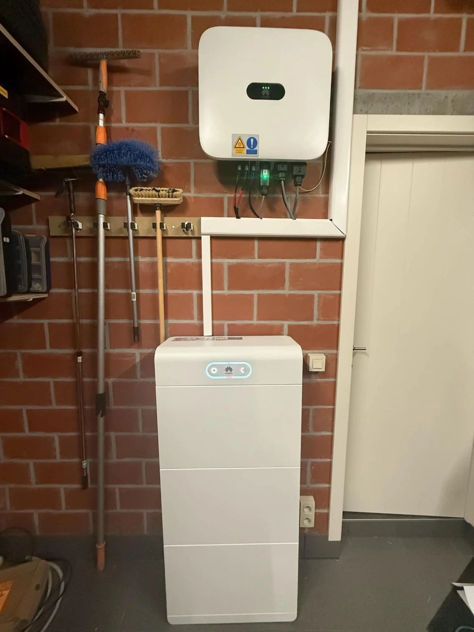 Thuisbatterij & omvormer